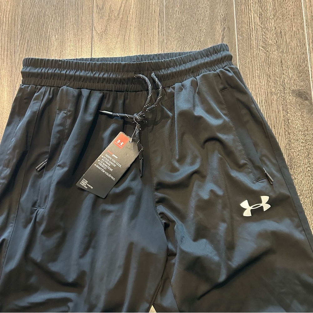 Under Armour Men's Black Track Pants NWT - Picture 2 of 6